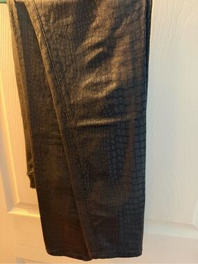 Top Trend Black Faux-Snakeskin Pants